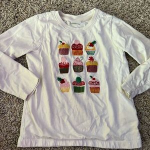 Hanna Andersson girls cupcake Christmas holiday log sleeve shirt. Girls 5